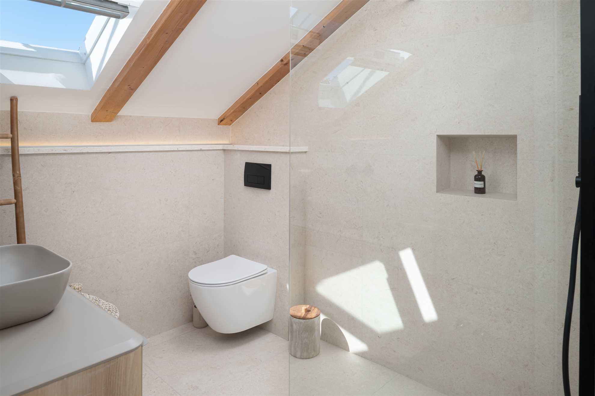 Stone house Casa Lumina