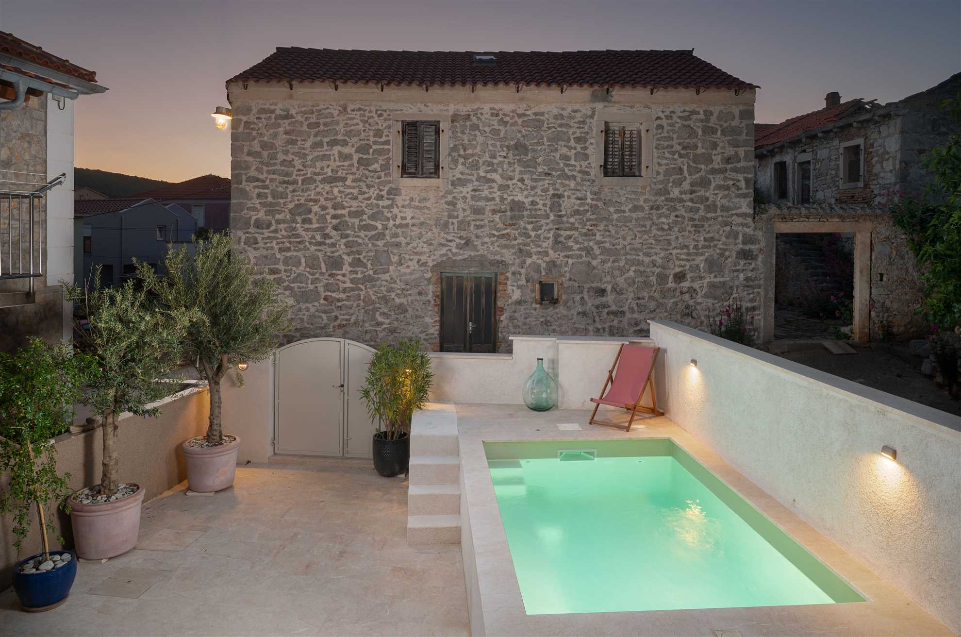 Stone house Casa Lumina