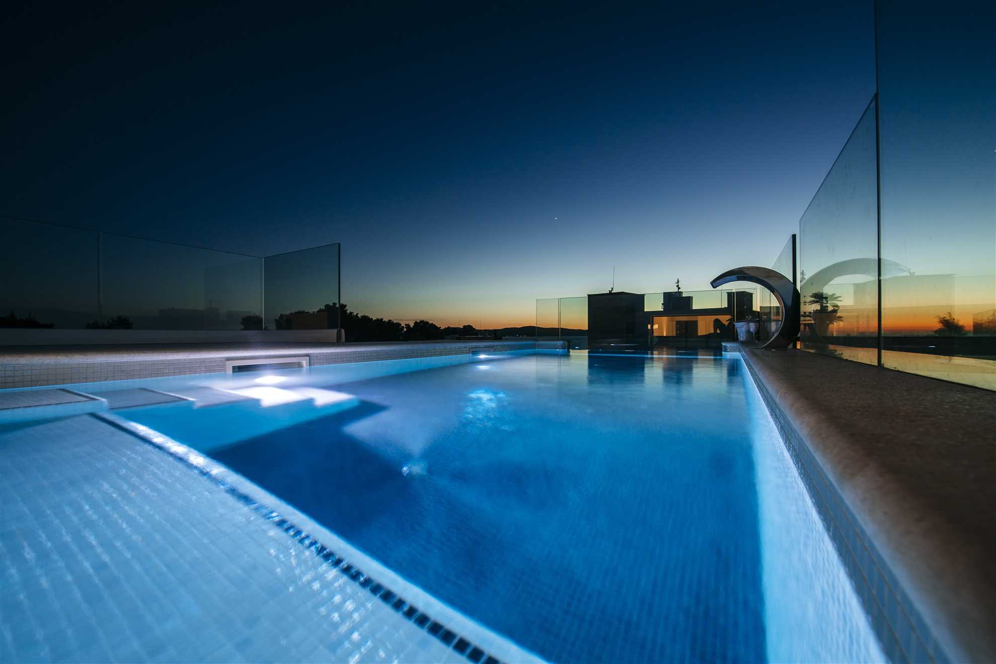 Crystal Holiday Residence II - penthouse apartment