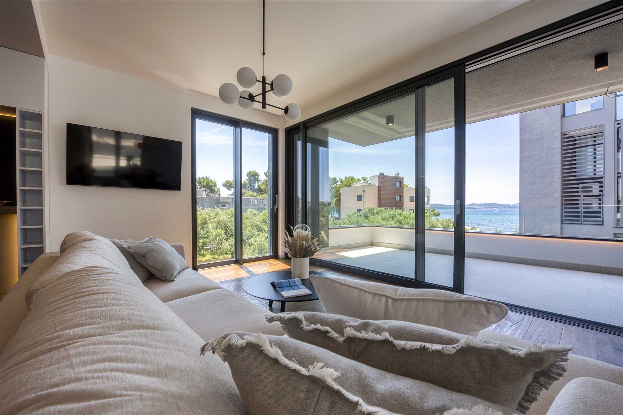 Crystal Holiday Residence II - penthouse apartment