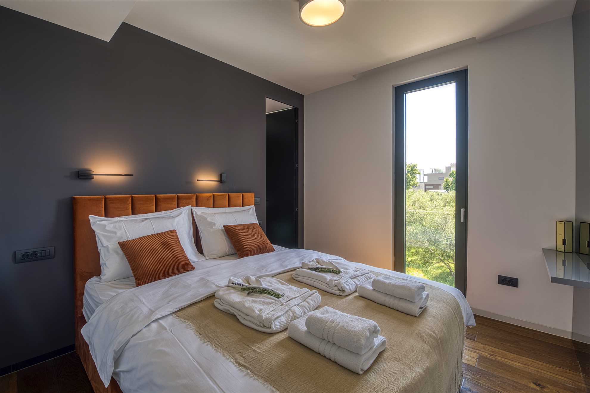 Crystal Holiday Residence II - penthouse apartment