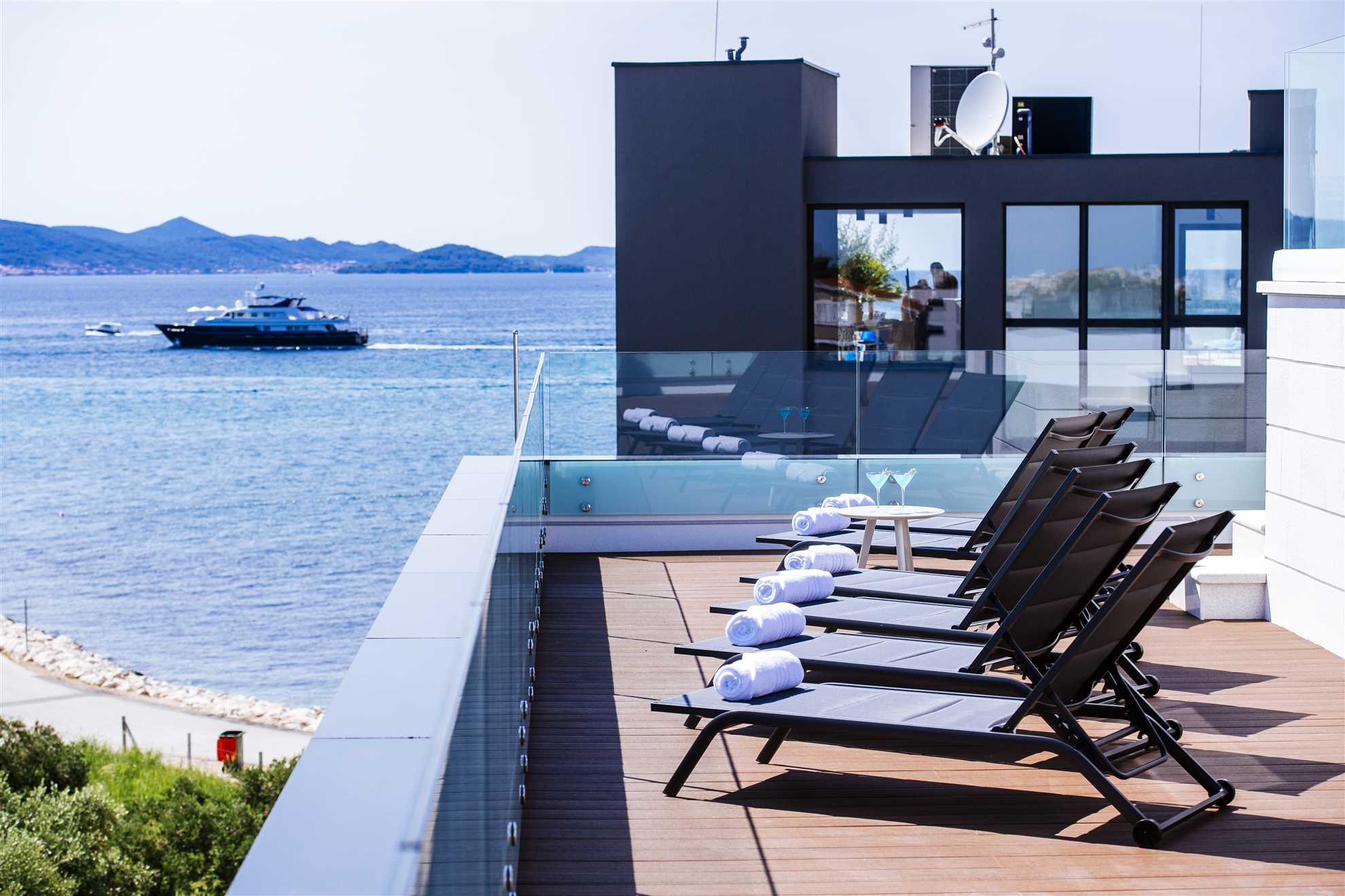 Crystal Holiday Residence II - penthouse apartment