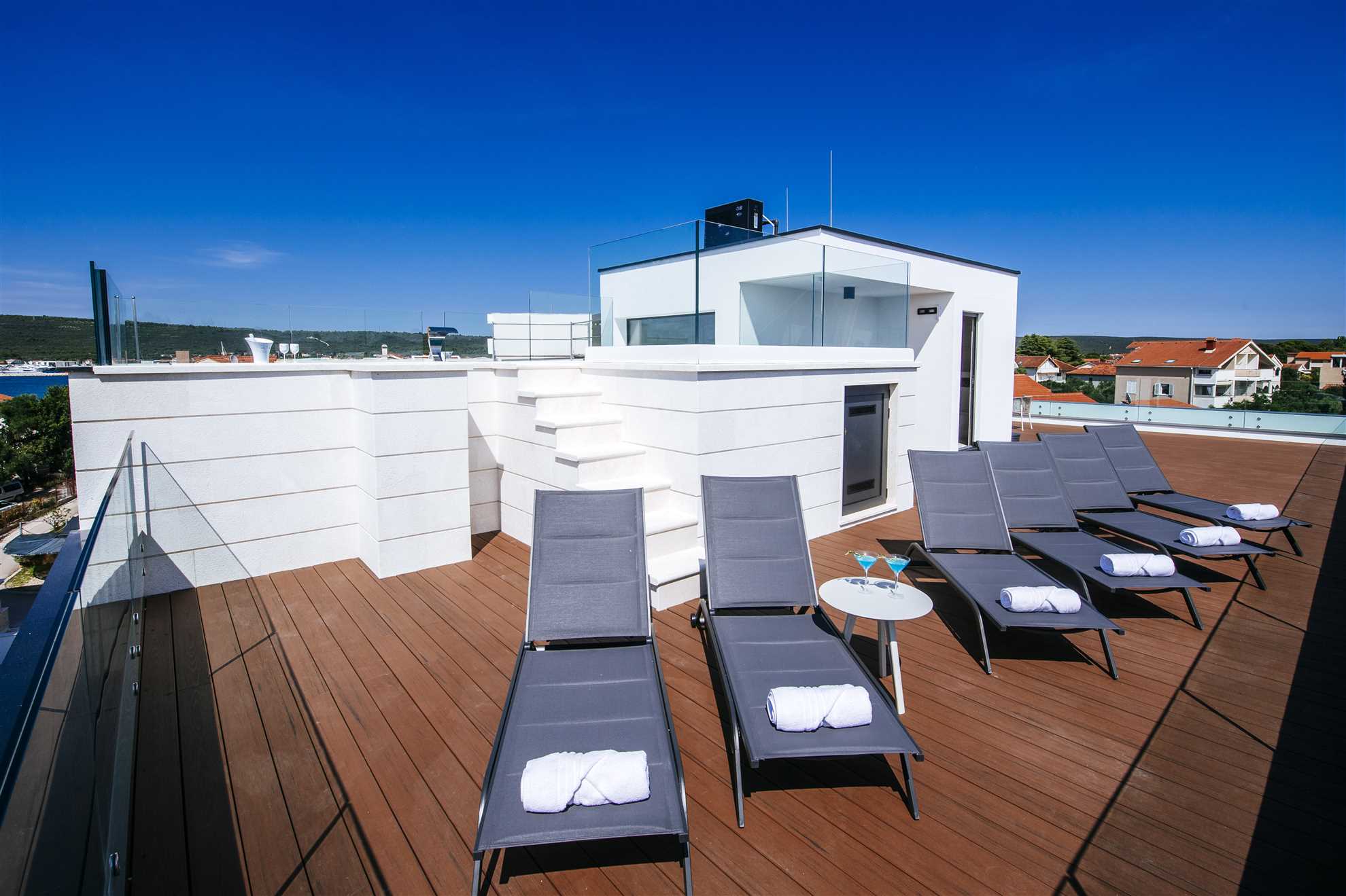 Crystal Holiday Residence II - penthouse apartment