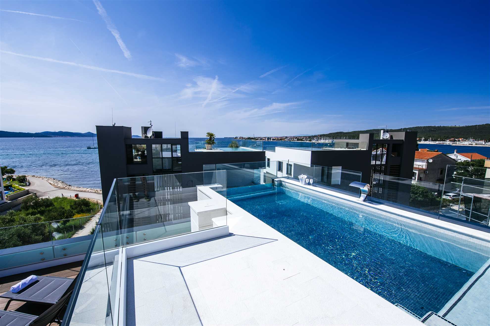 Crystal Holiday Residence II - penthouse apartment