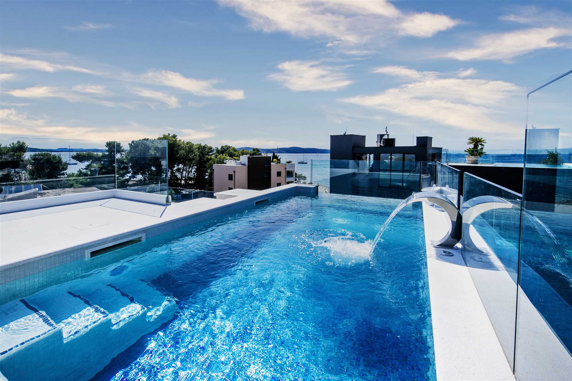 Crystal Holiday Residence II - penthouse apartment