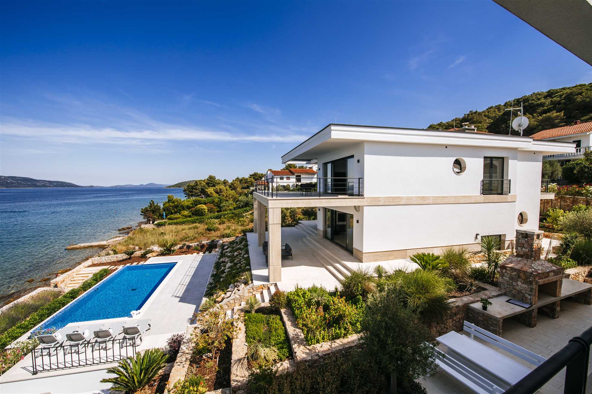 Villa Anita II - Dalmatian island Gem
