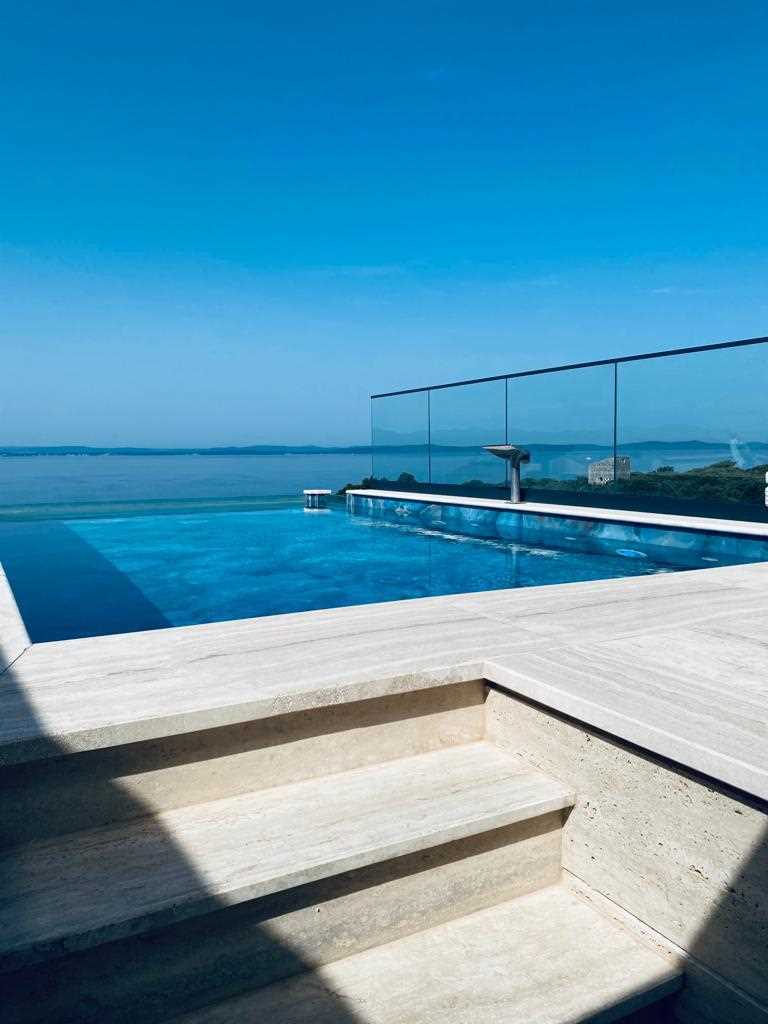 Deen Deluxe Penthouse
