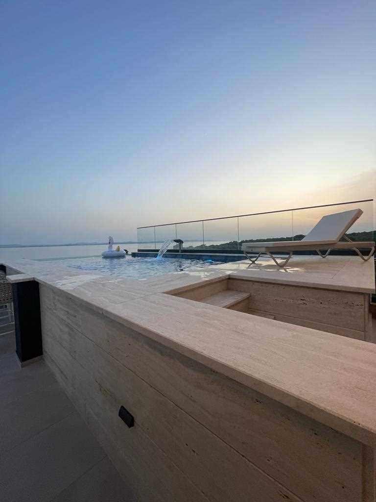 Deen Deluxe Penthouse