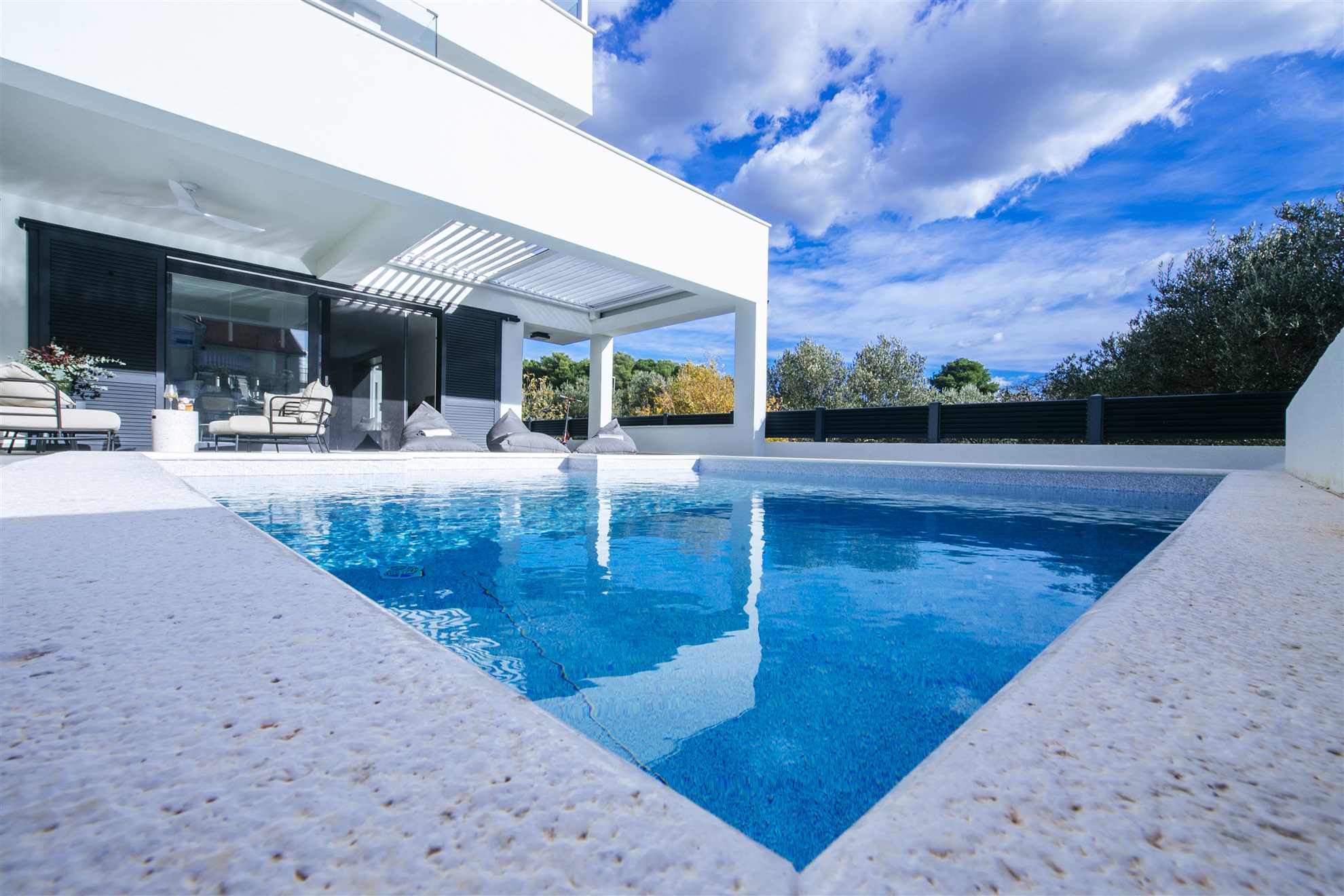 VILLA FELICITA - modern and luxurious