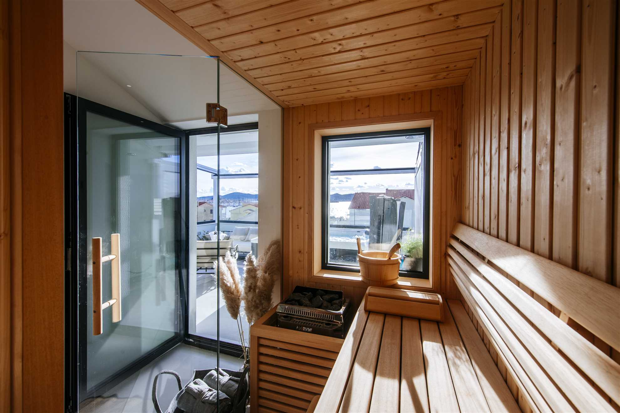 VILLA FELICITA - modern and luxurious