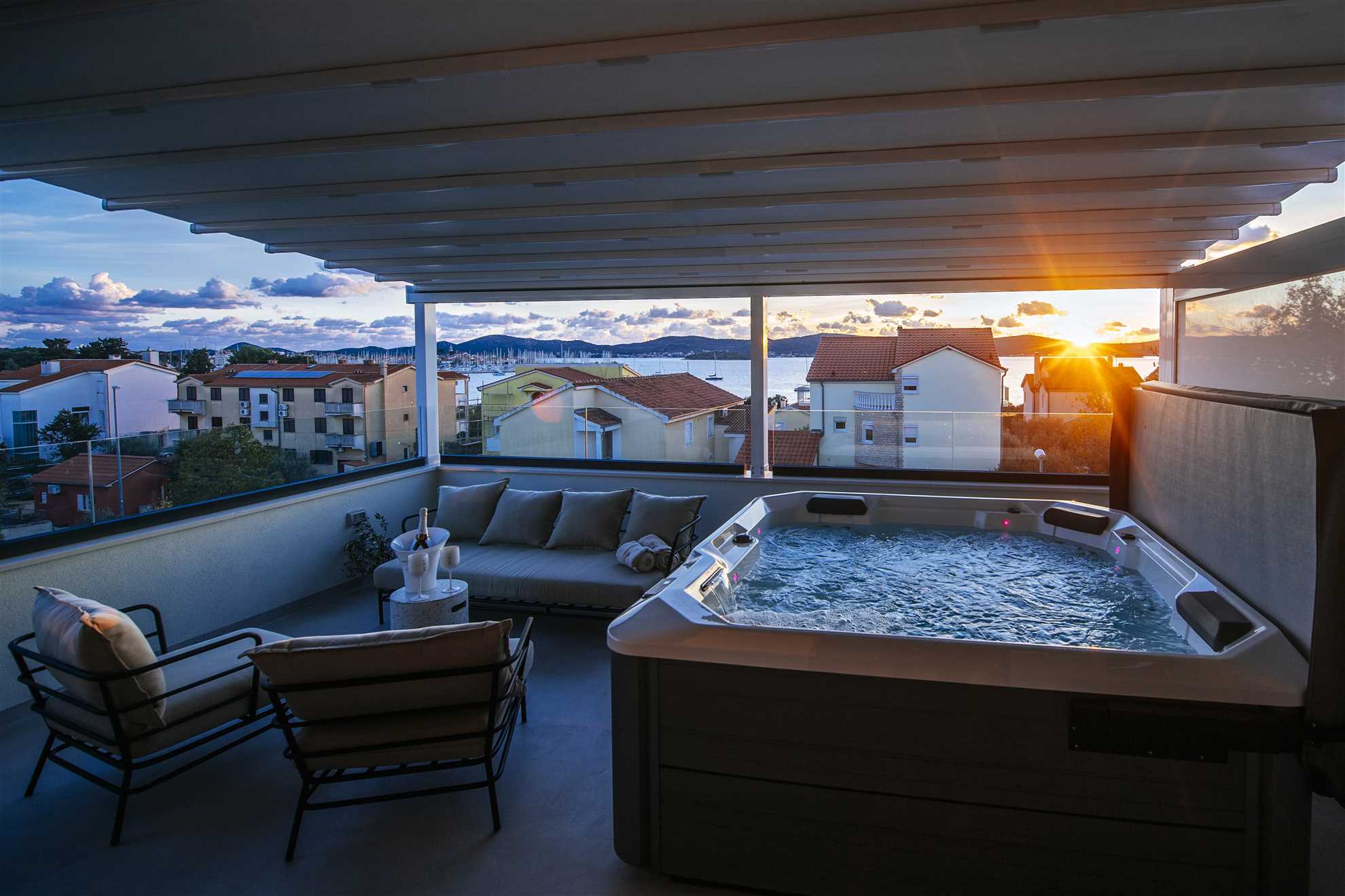 VILLA FELICITA - modern and luxurious