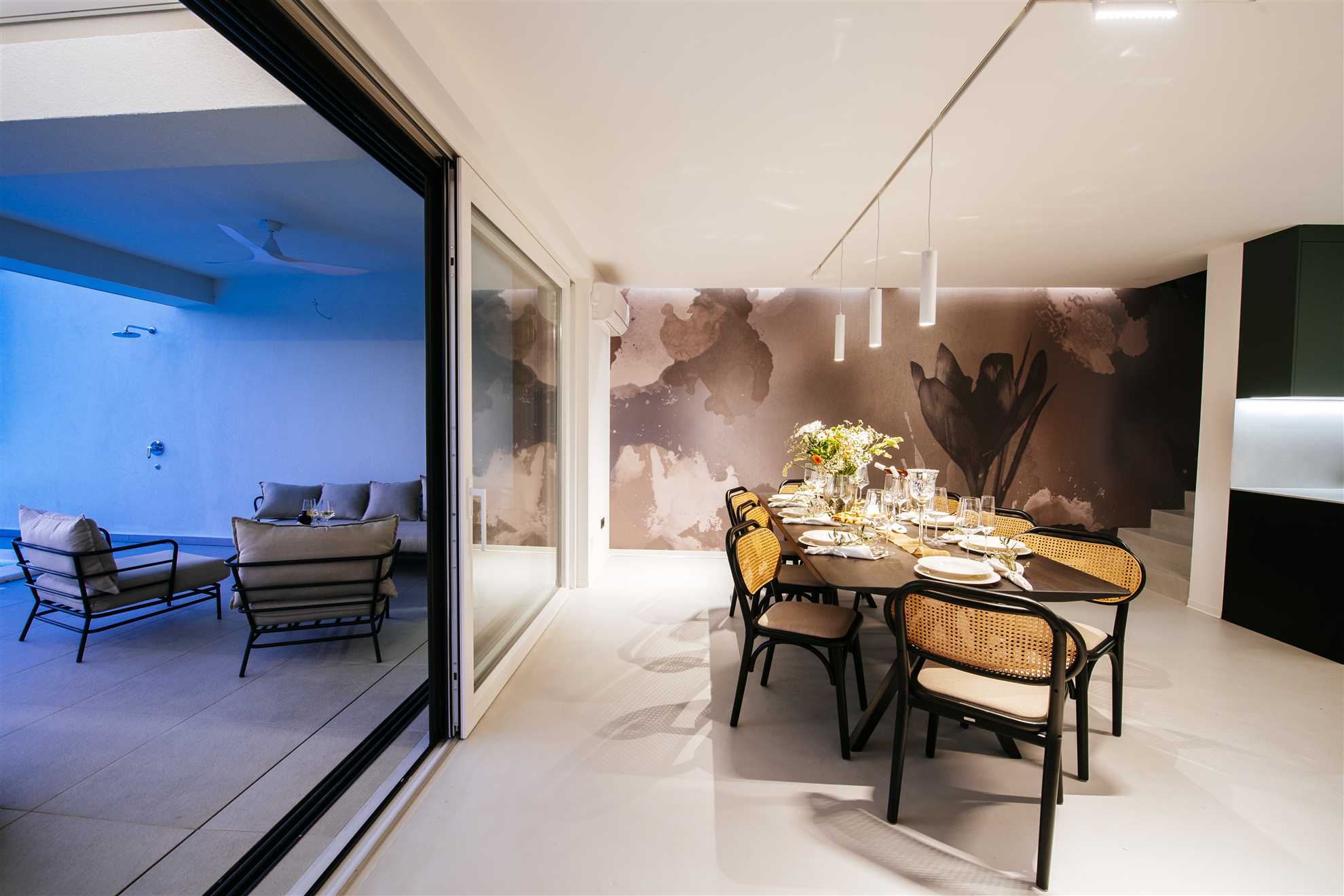 VILLA FELICITA - modern and luxurious