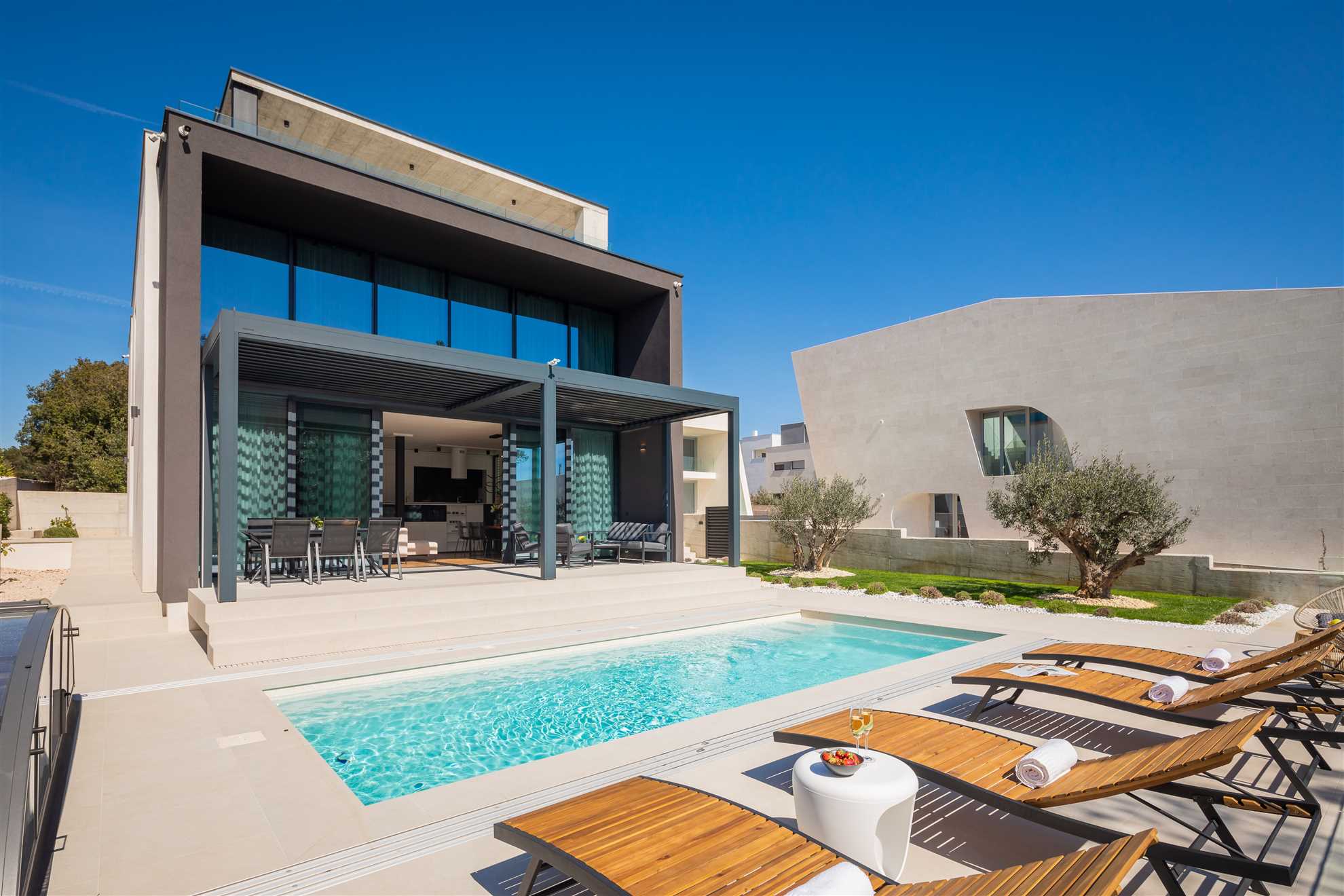 VILLA ACACIA - Coastal Bliss