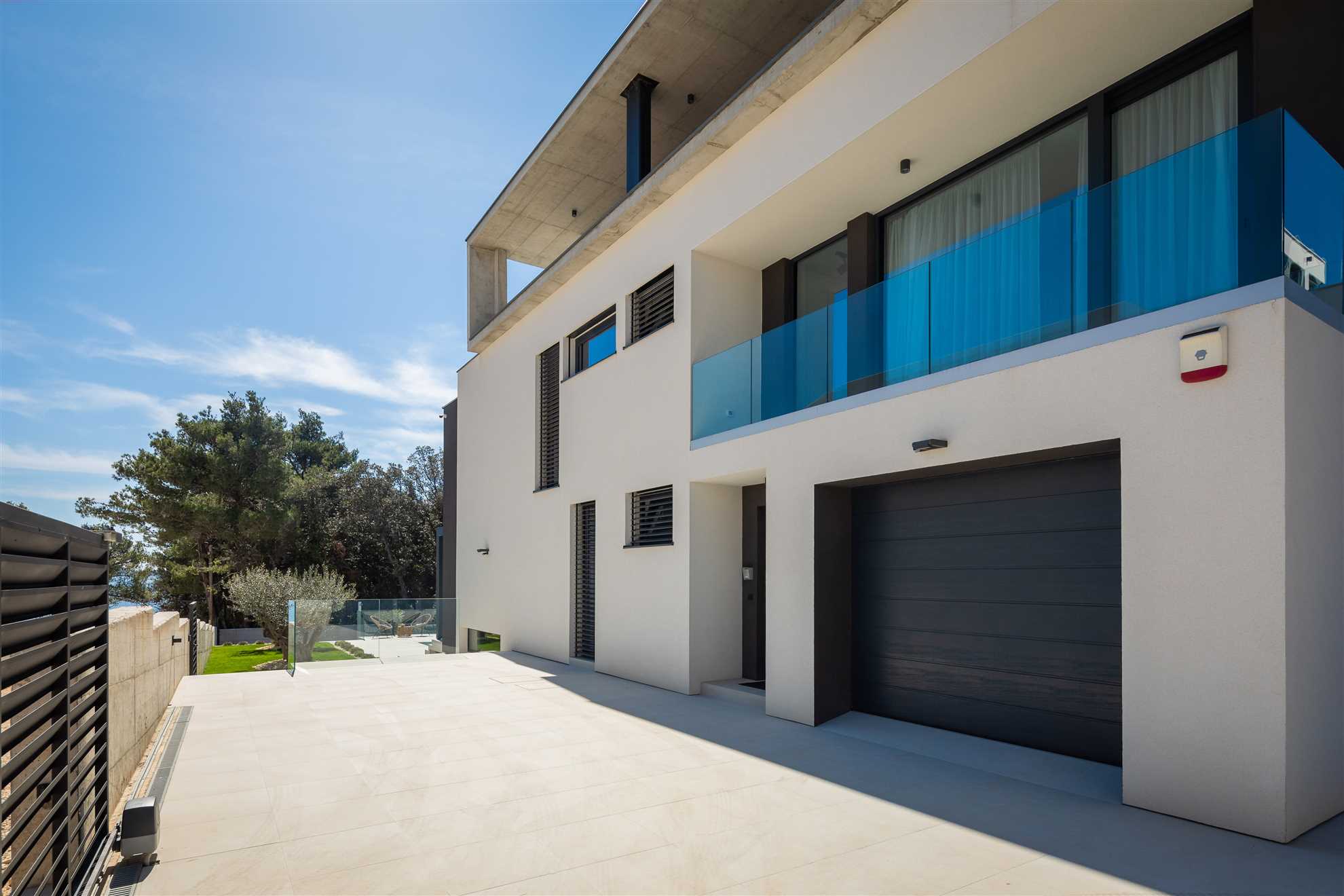 VILLA ACACIA - Coastal Bliss