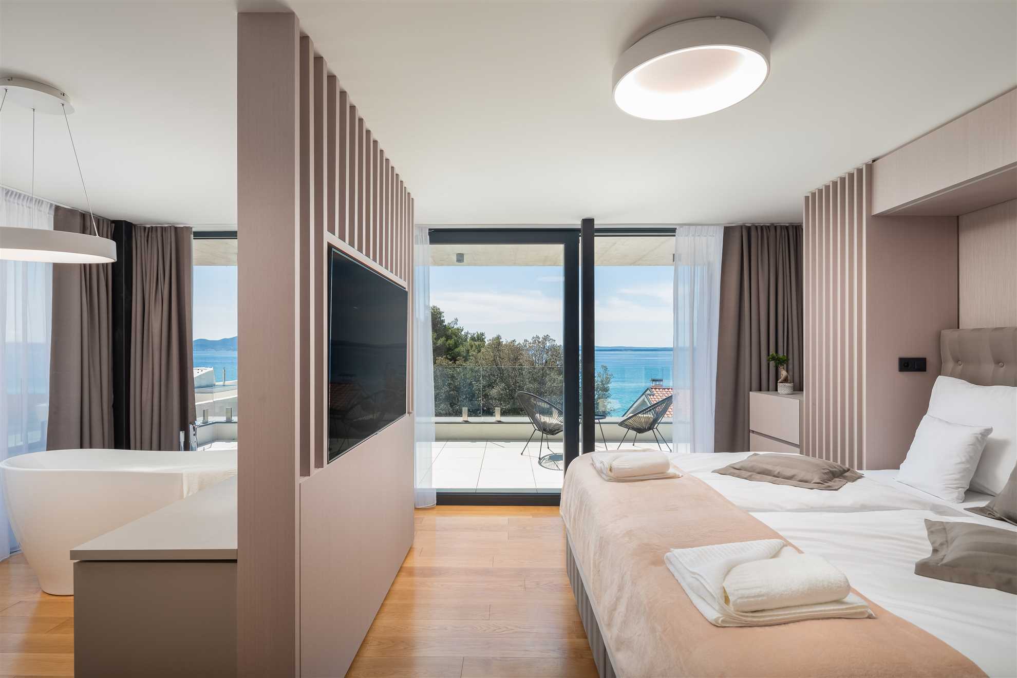 VILLA ACACIA - Coastal Bliss