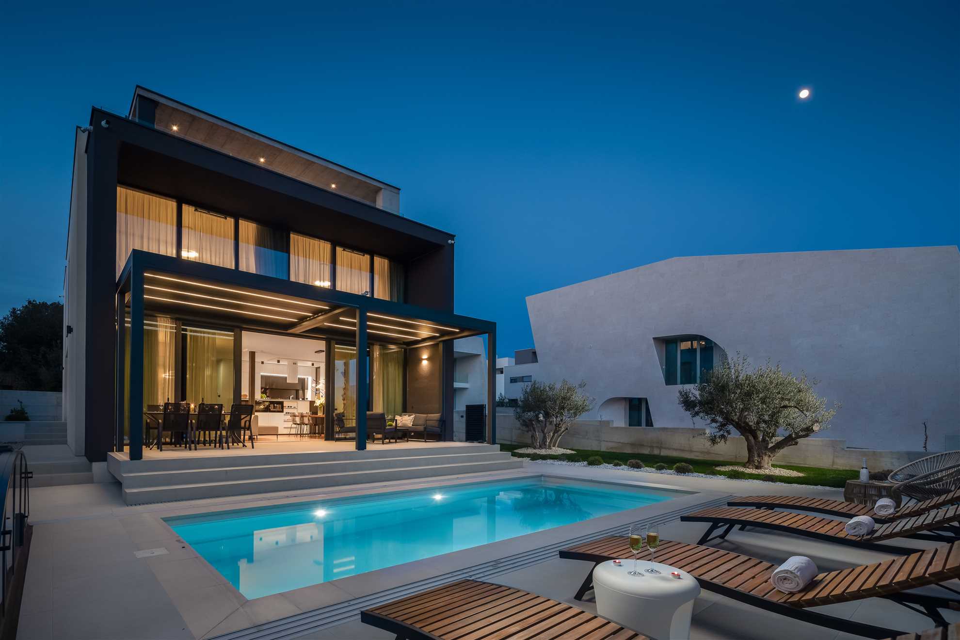 VILLA ACACIA - Coastal Bliss
