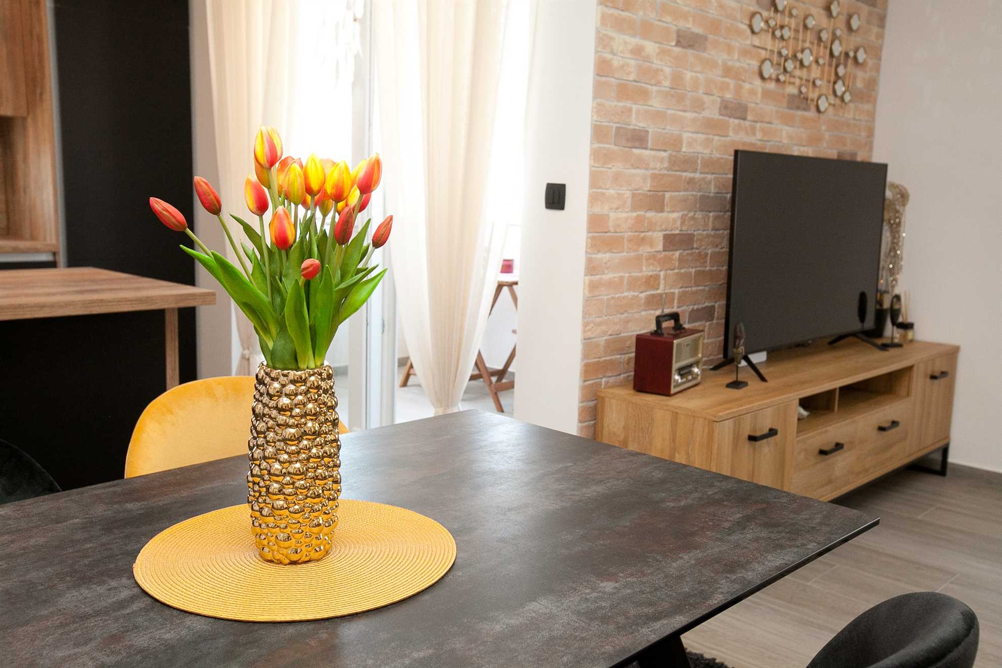 LUXURY APARTMENT EVA