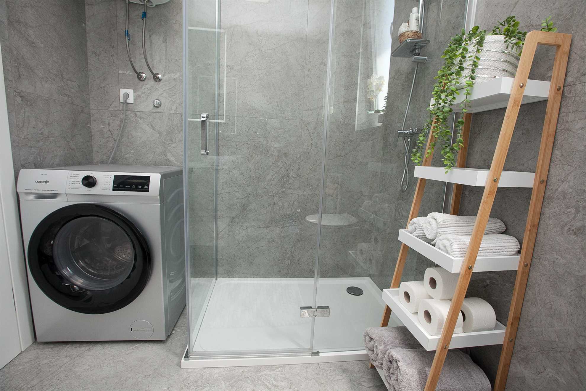 LUXURY APARTMENT EVA