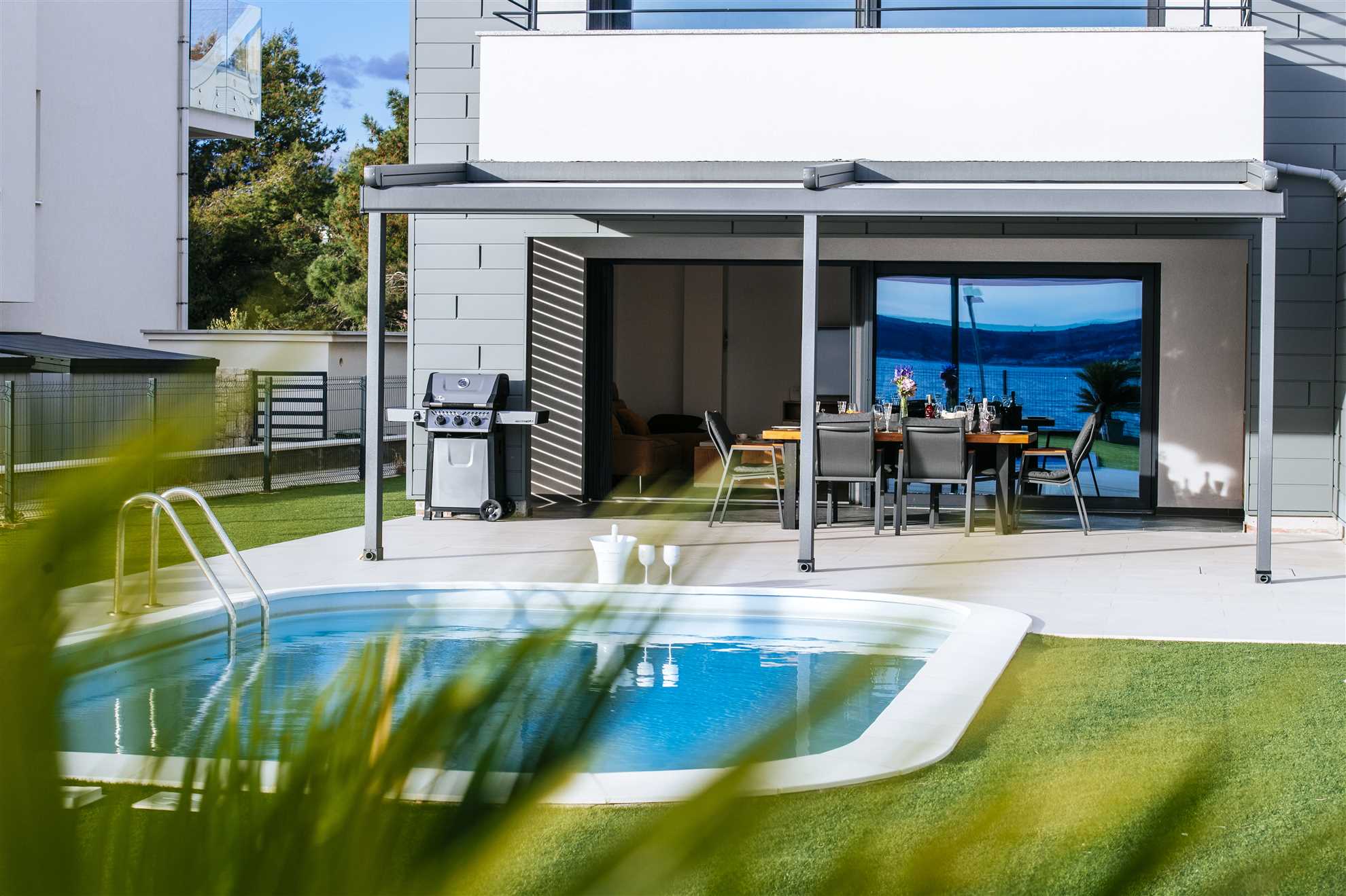 Apartment Budinski Beachfront