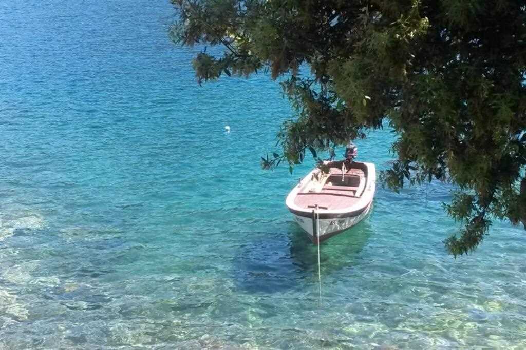 Image of Mljet 4 You - seafront apartment