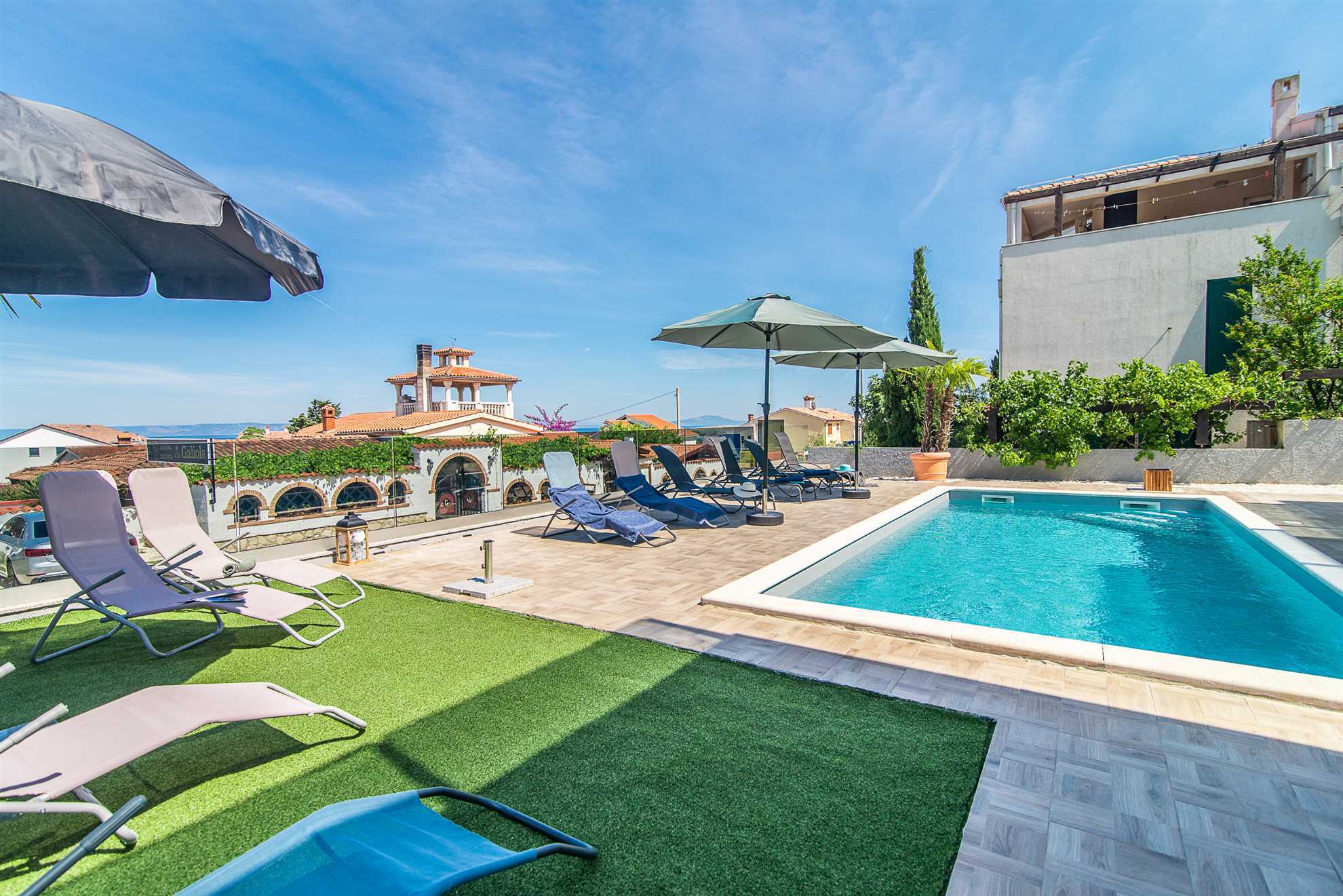 Luxury 5-bedroom Villa Ancora with private pool