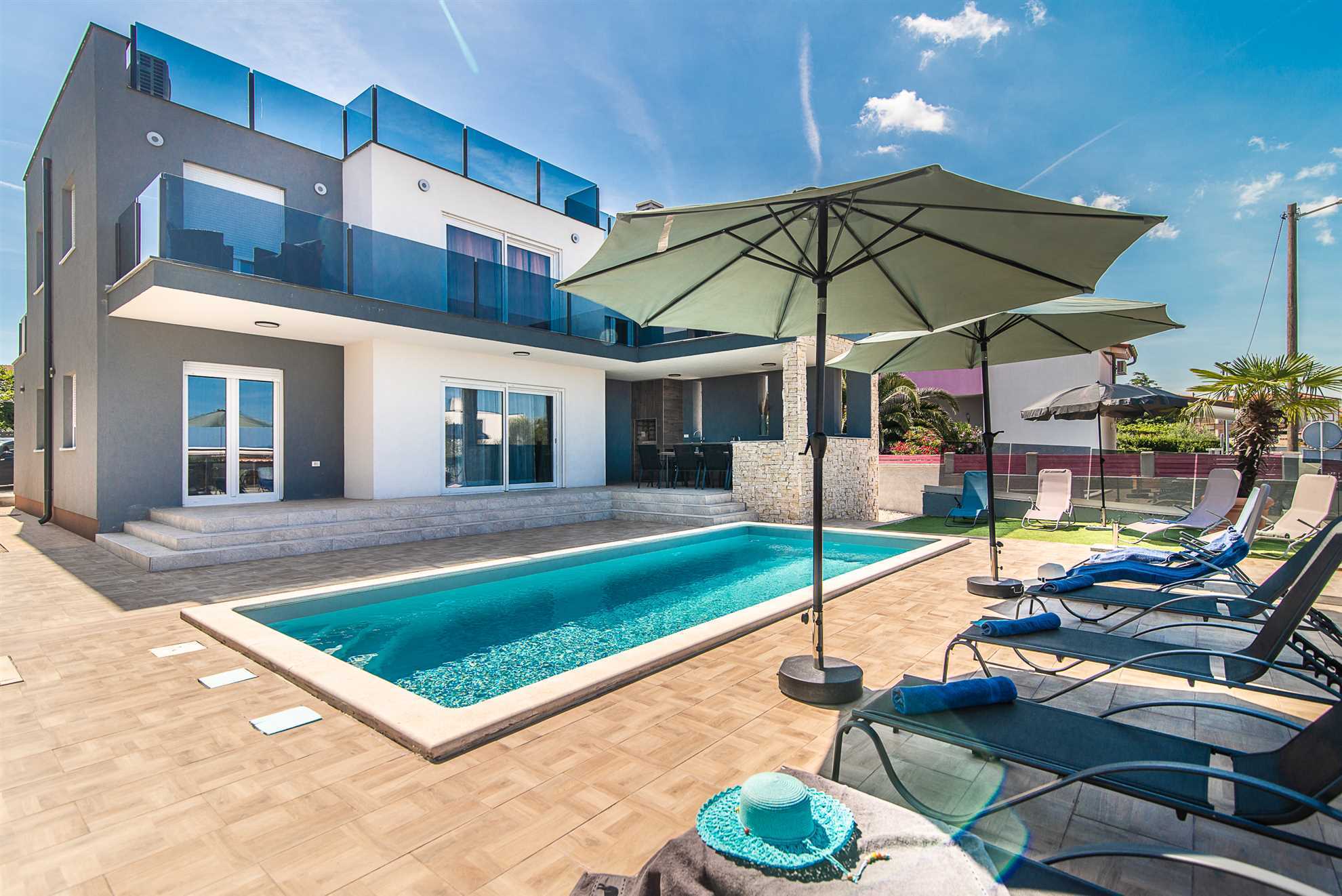 Luxury 5-bedroom Villa Ancora with private pool - 7490