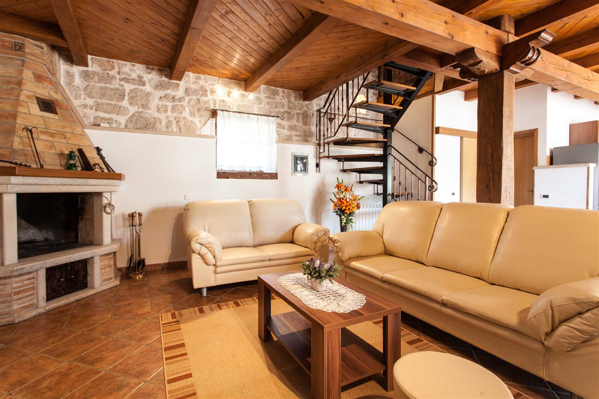 Villa Andoro
