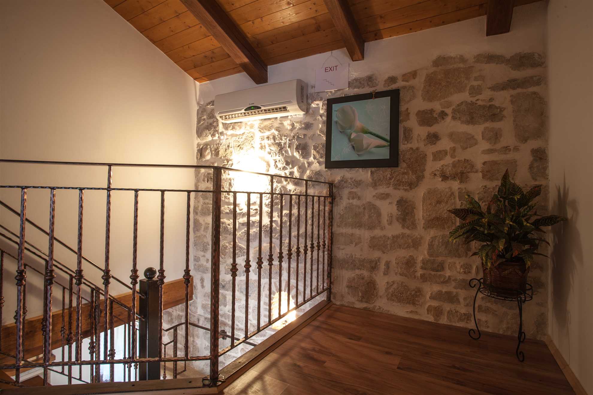 Villa Andoro