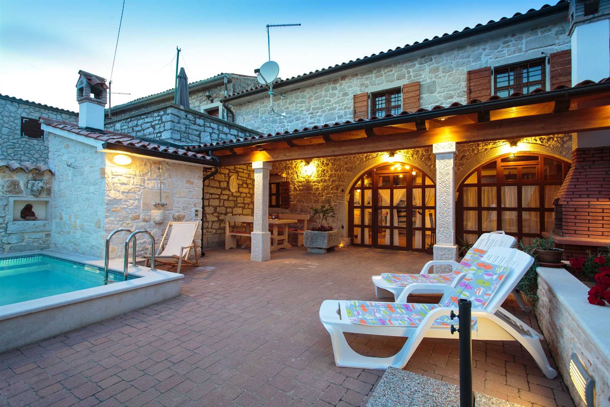 Villa Andoro