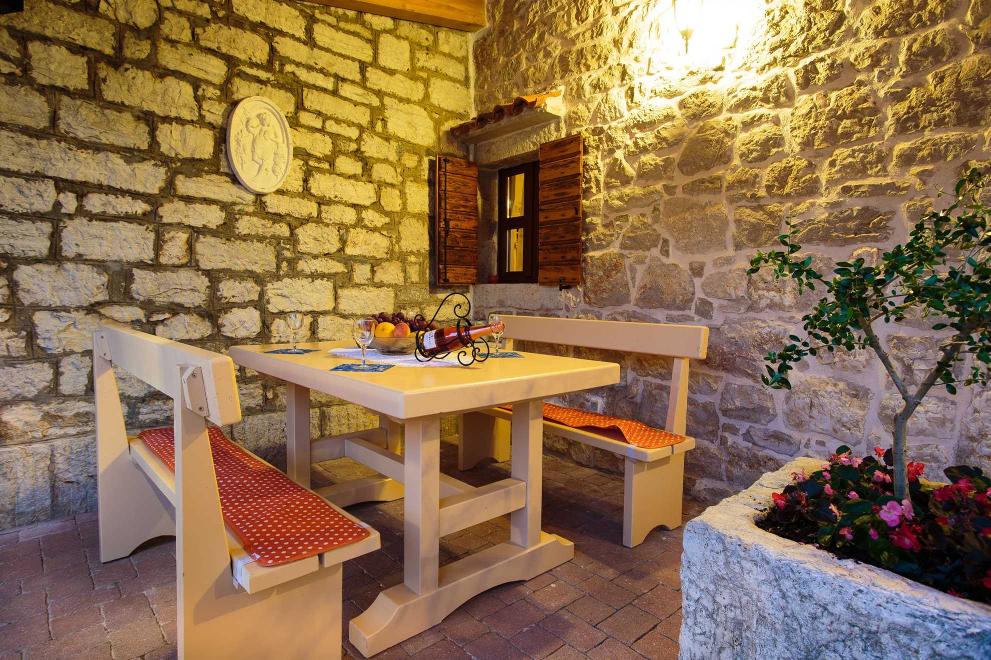 Villa Andoro