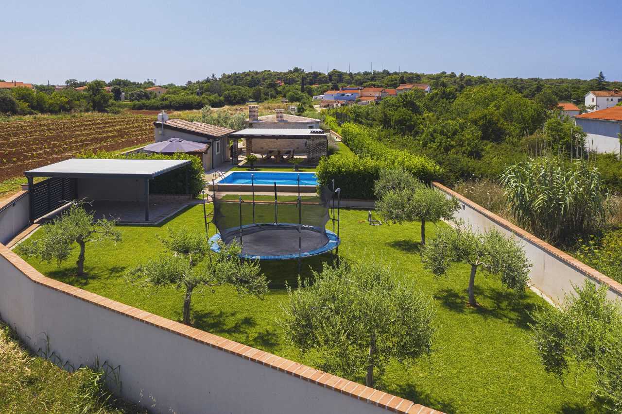 Villa Kazun