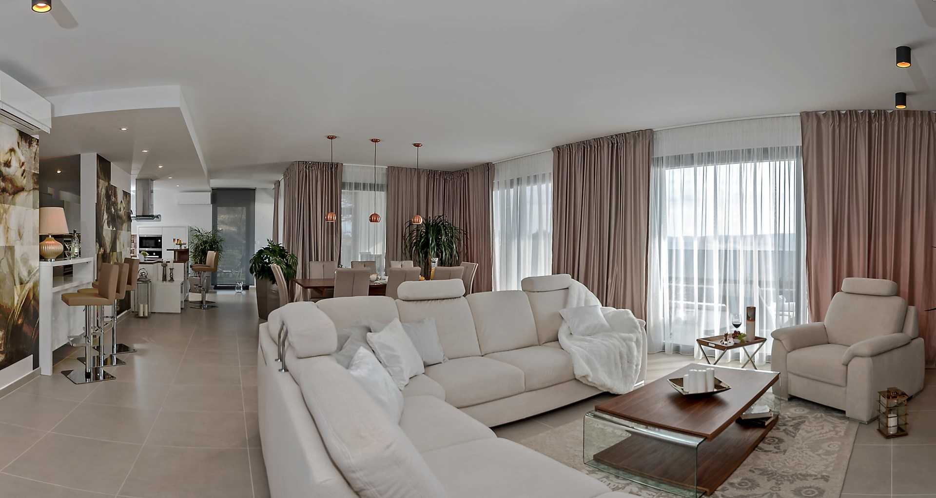 Villa Happiness
