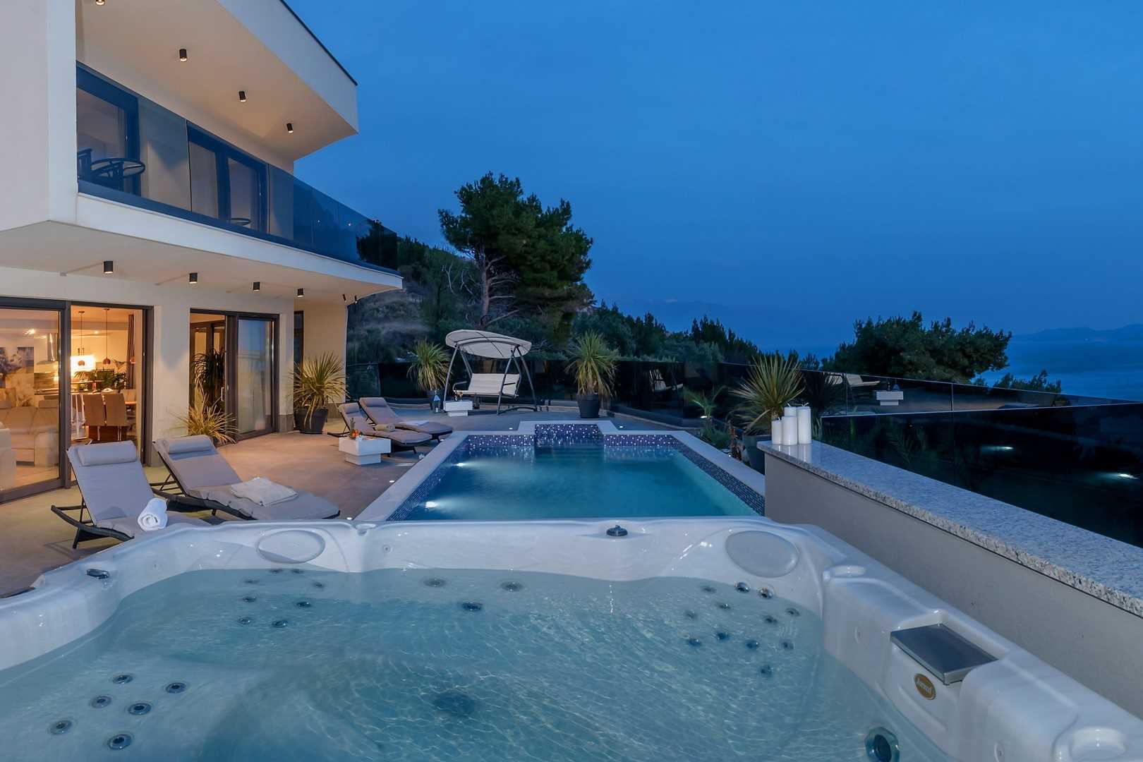 Villa Happiness