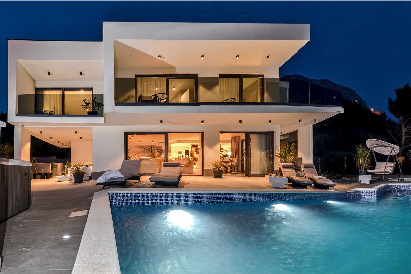 Villa Happiness