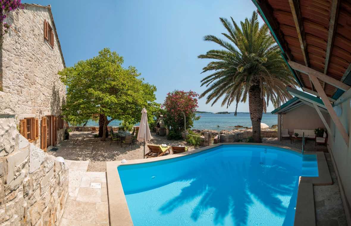 Beachfront Villa Mare Orebic