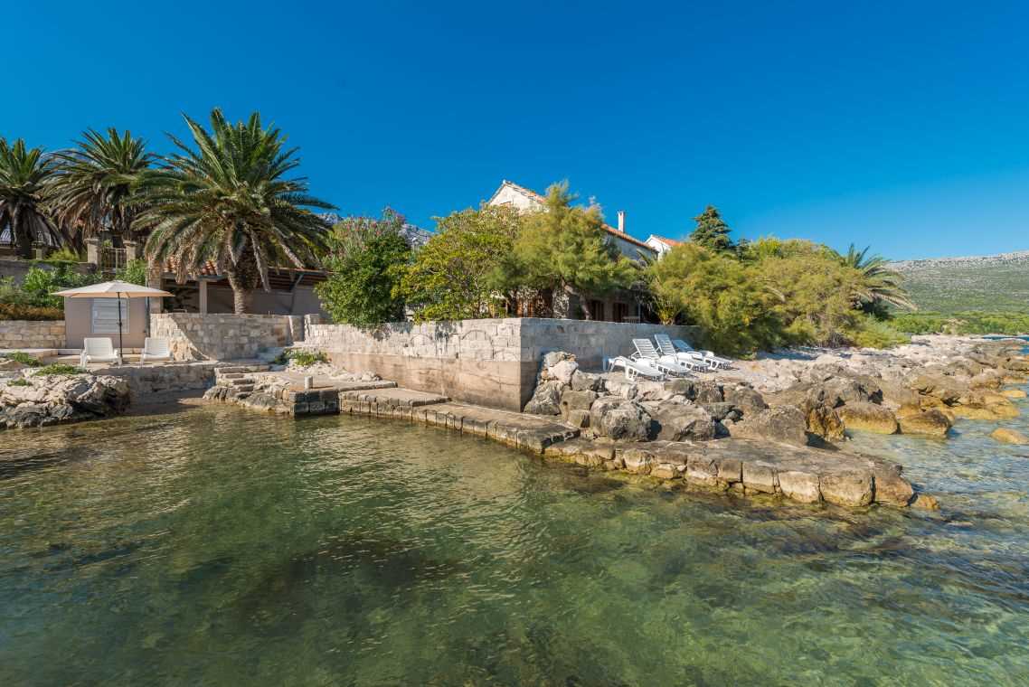 Beachfront Villa Mare Orebic