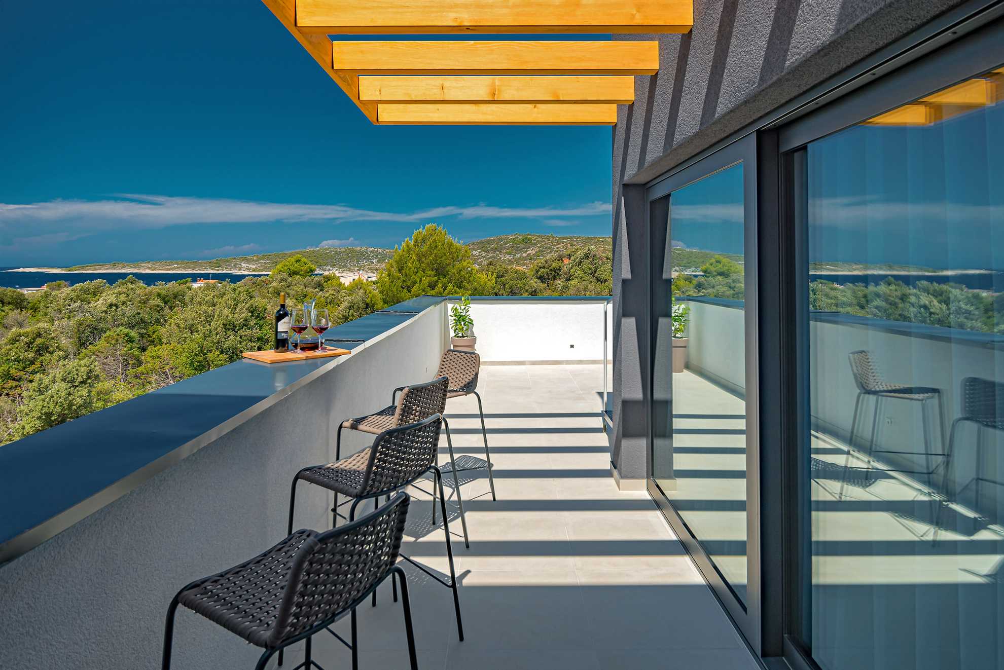 Villa Lux Indigo