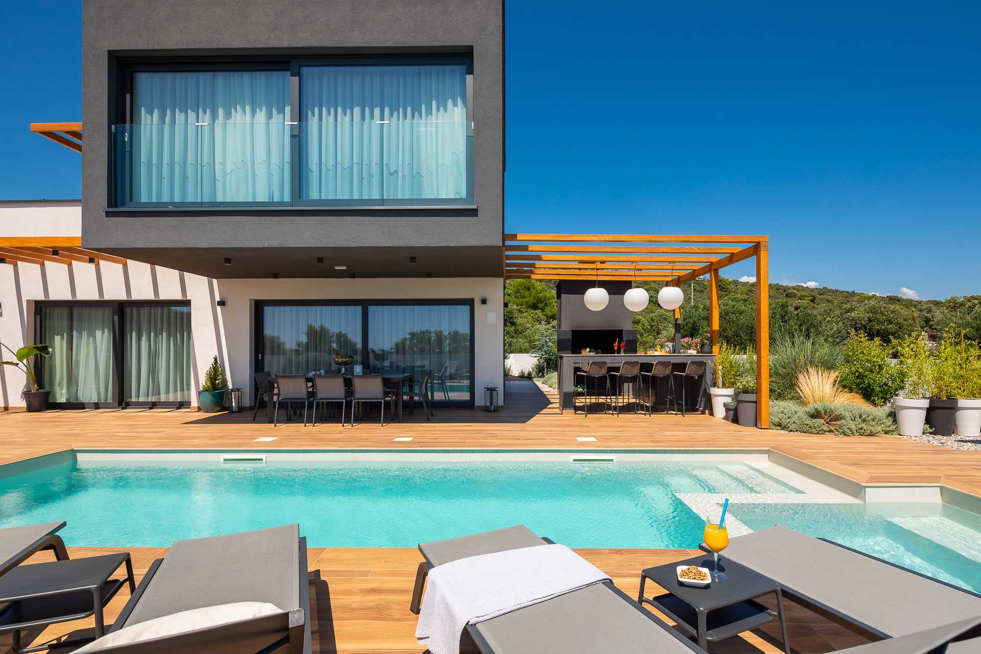 Villa Lux Indigo