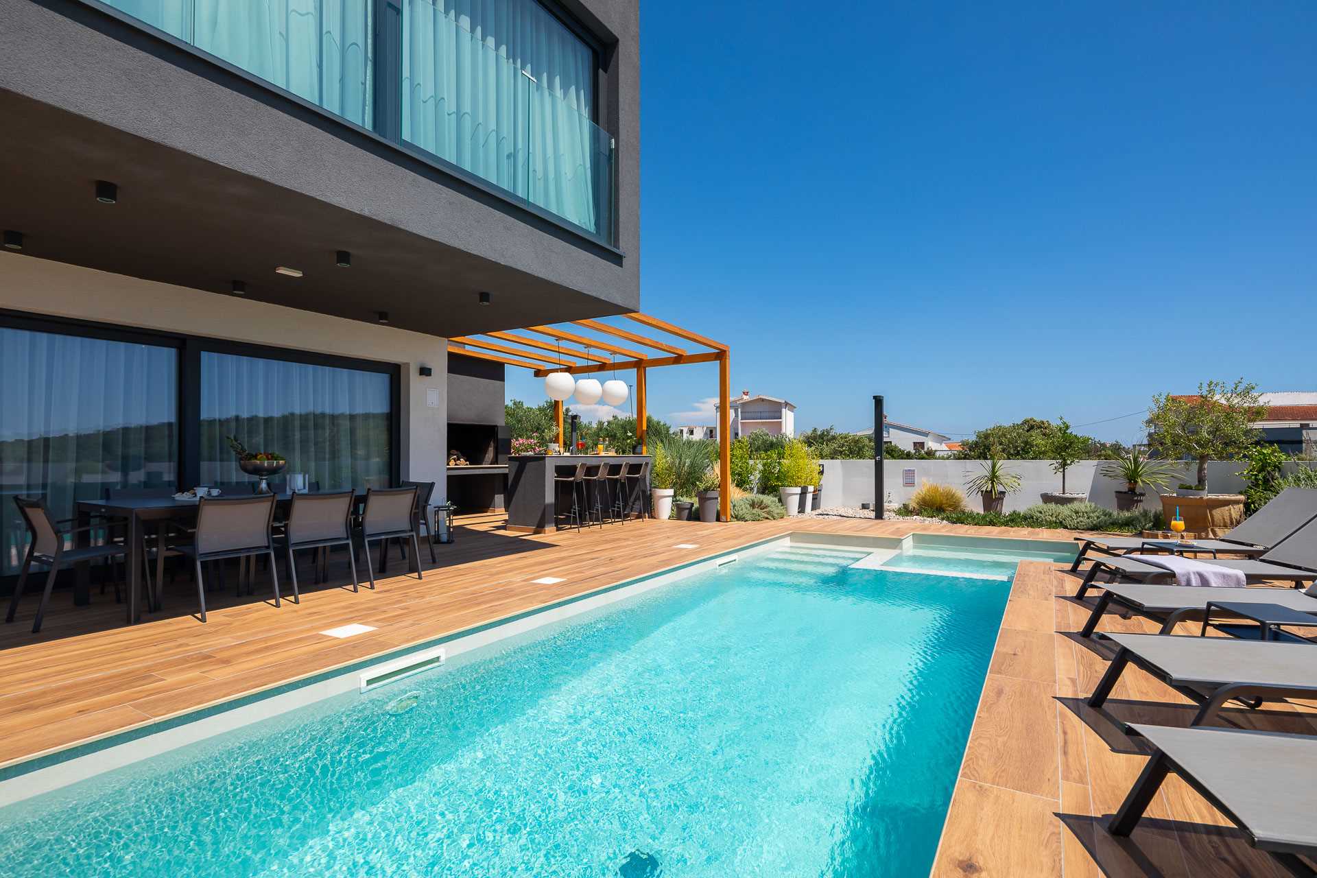 Villa Lux Indigo