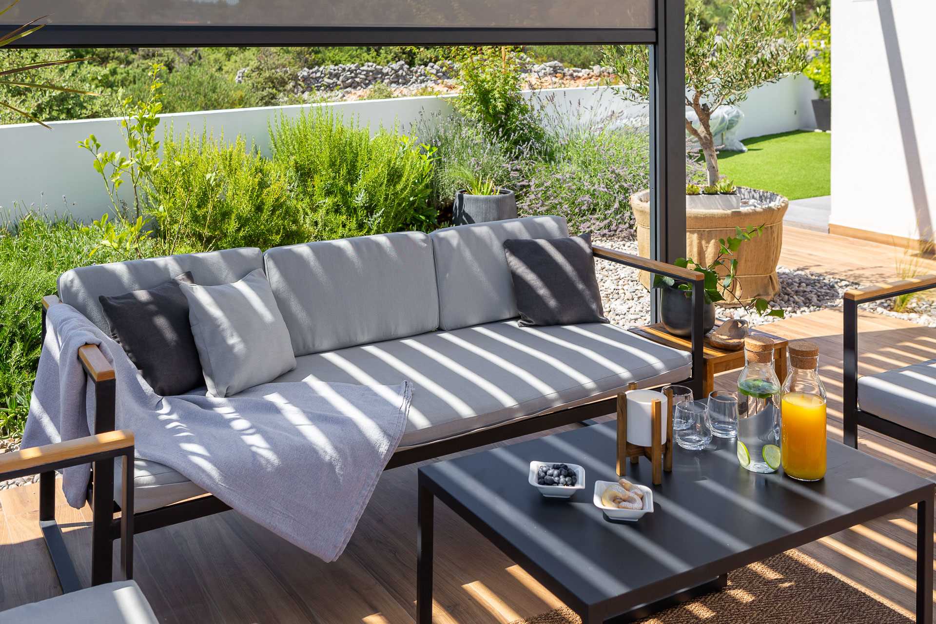 Villa Lux Indigo