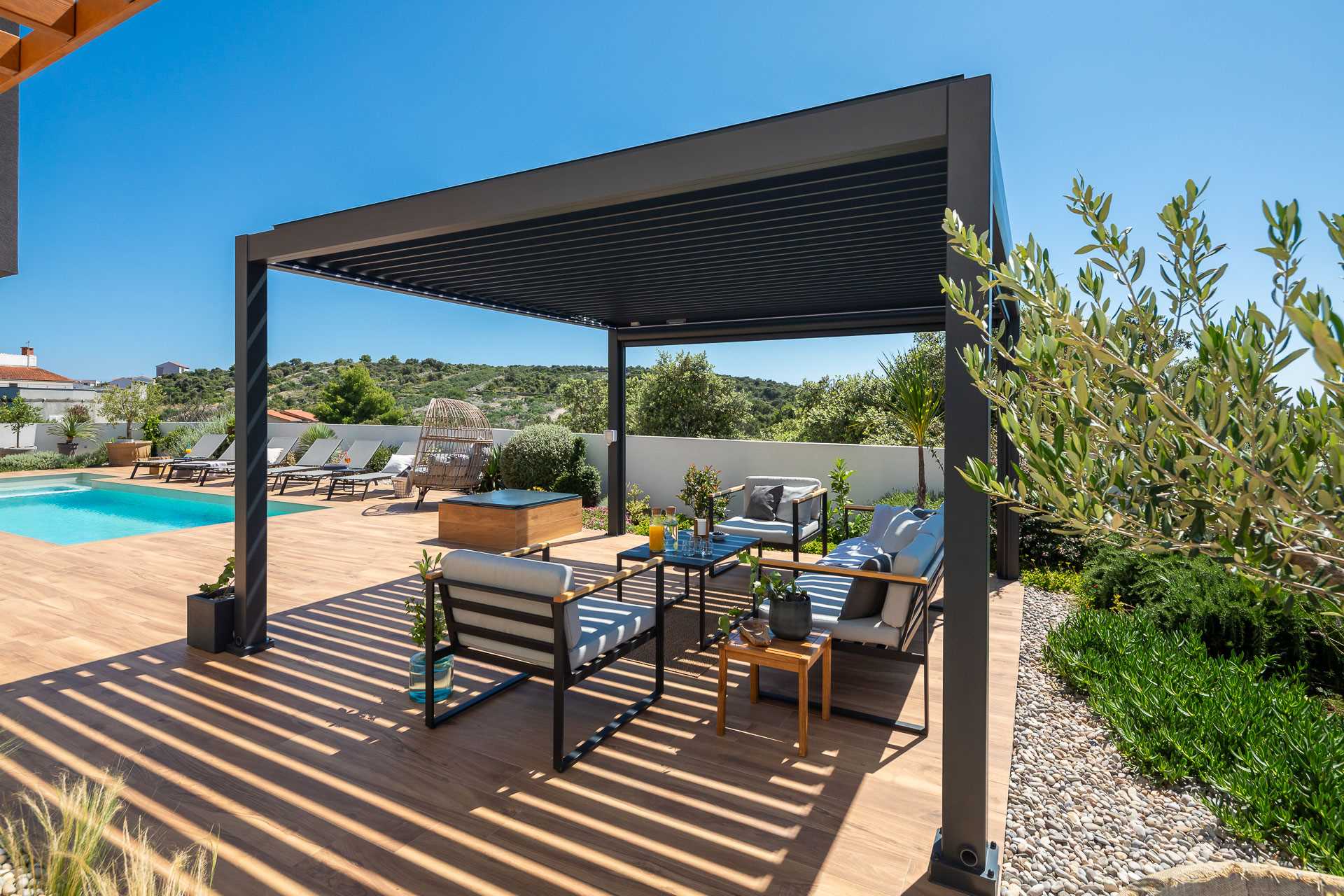 Villa Lux Indigo