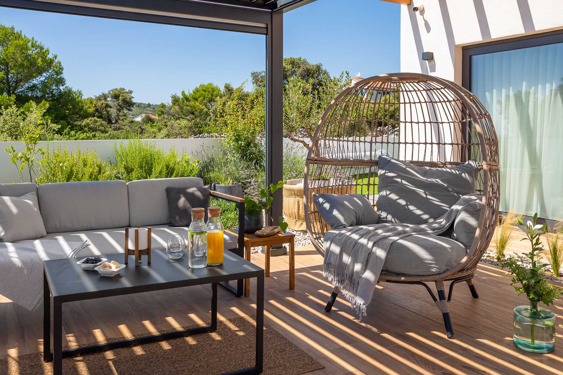 Villa Lux Indigo