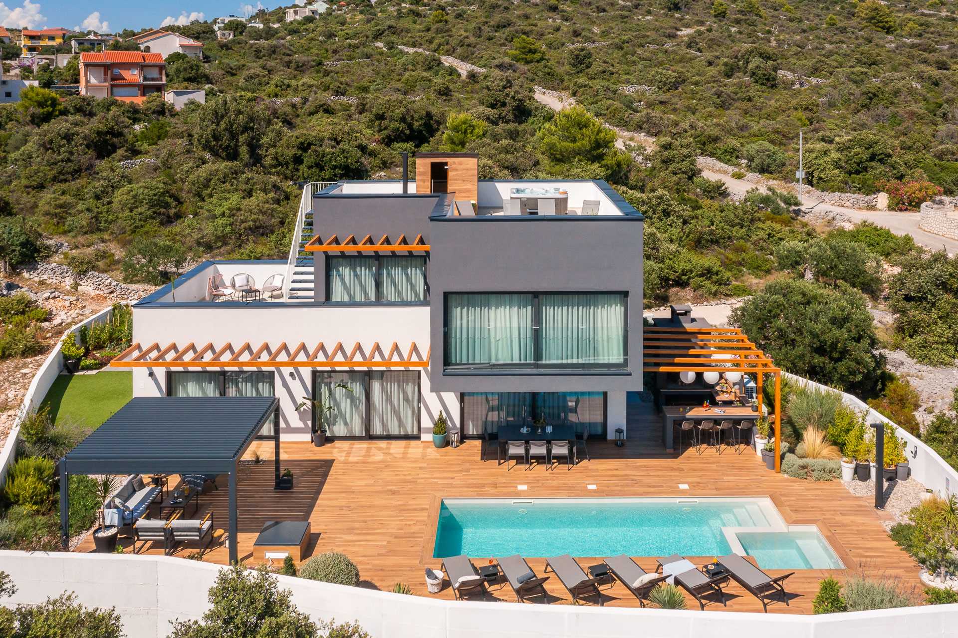 Villa Lux Indigo
