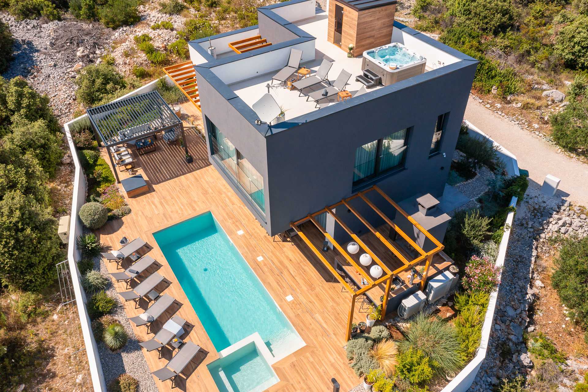 Villa Lux Indigo