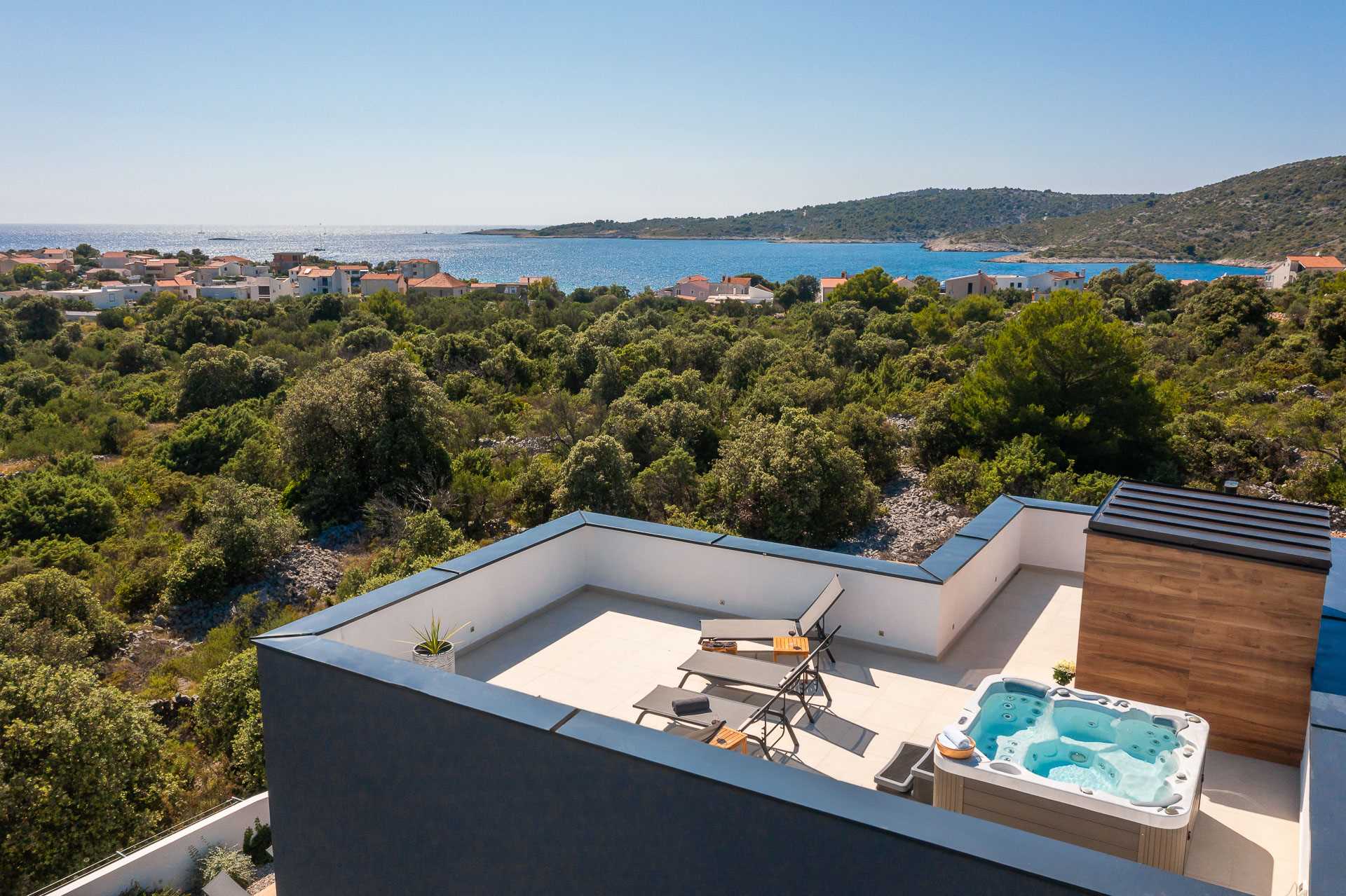 Villa Lux Indigo