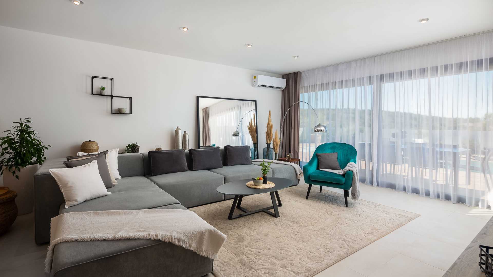 Villa Lux Indigo