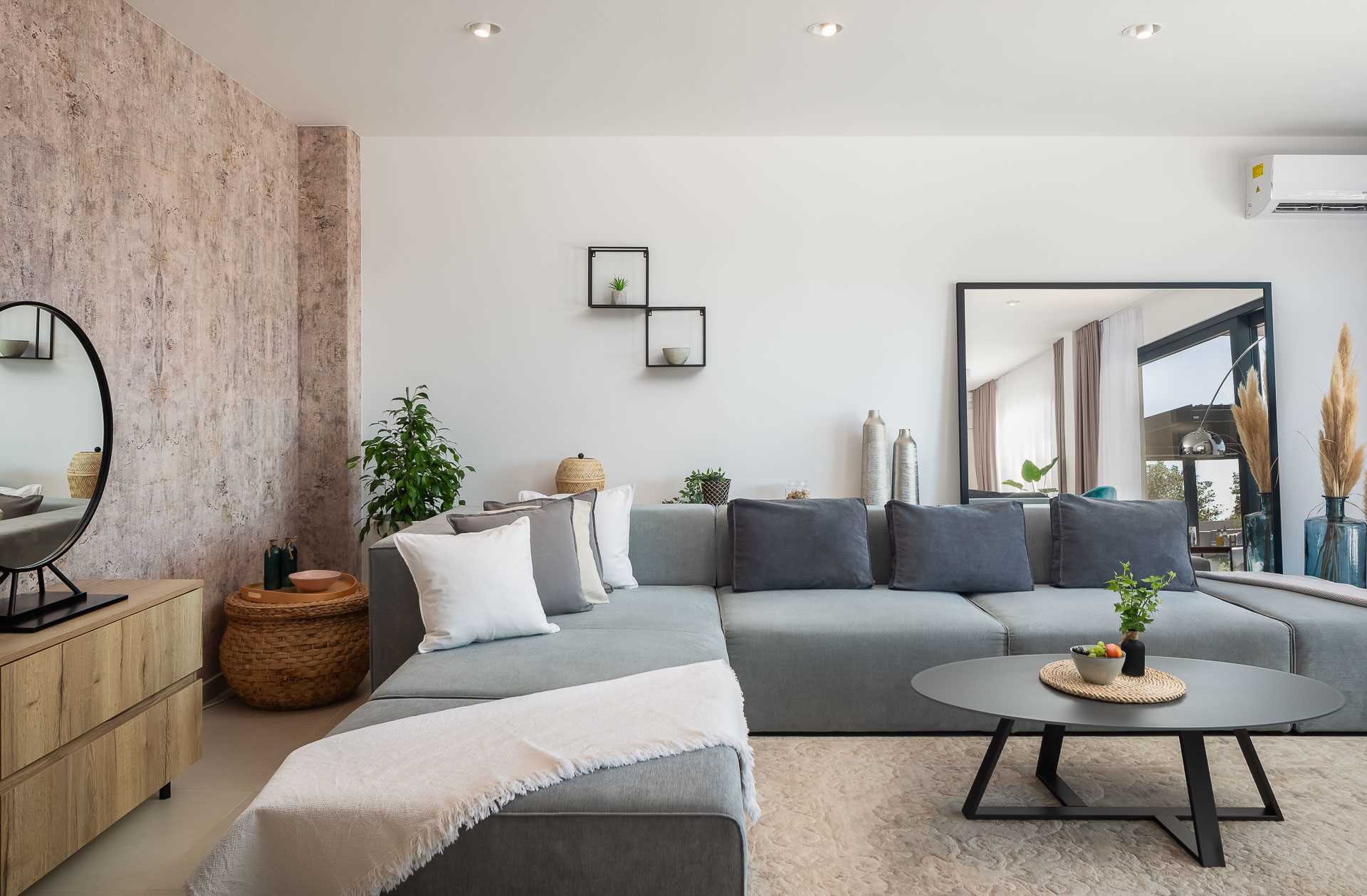 Villa Lux Indigo