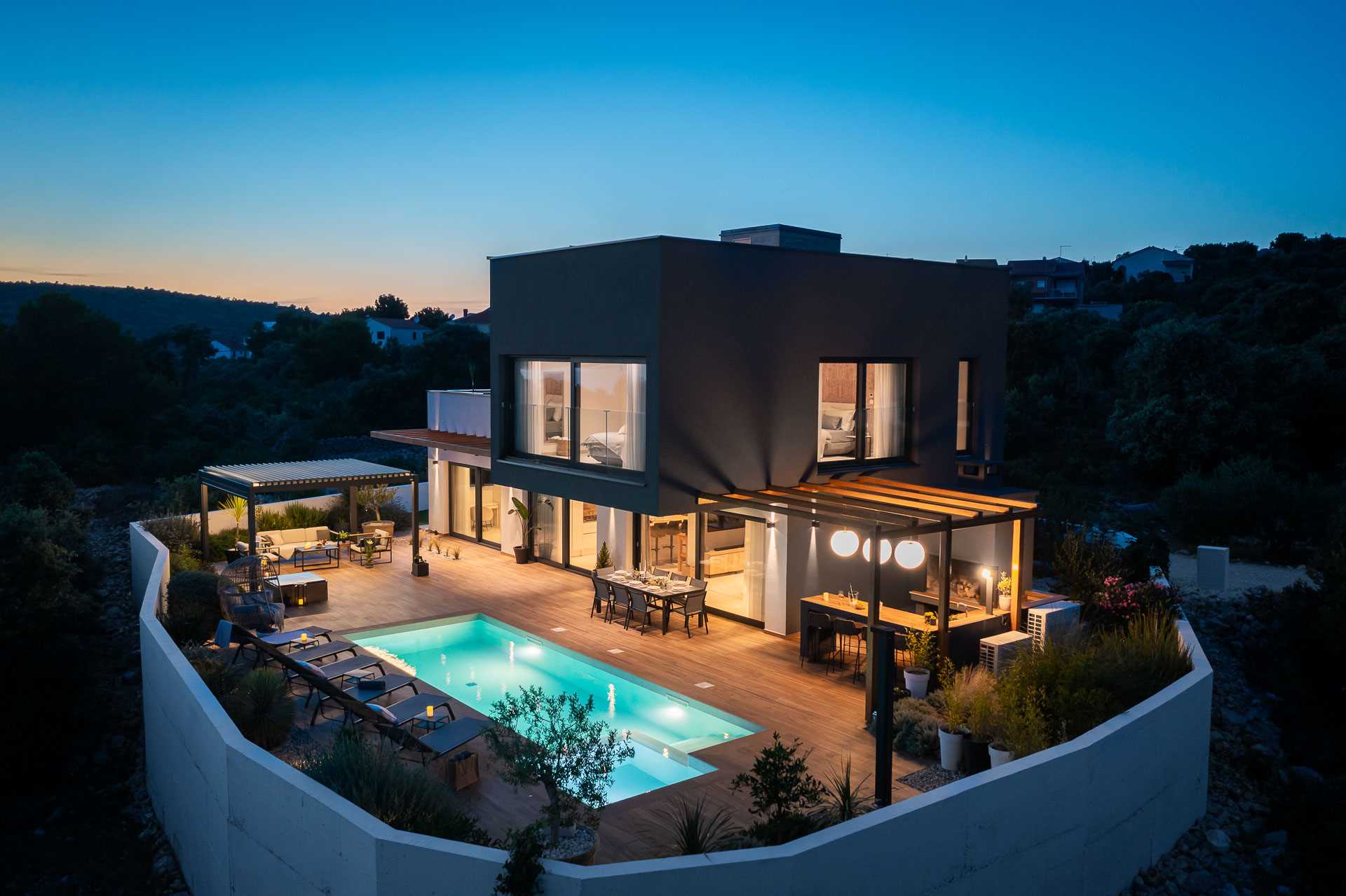 Villa Lux Indigo