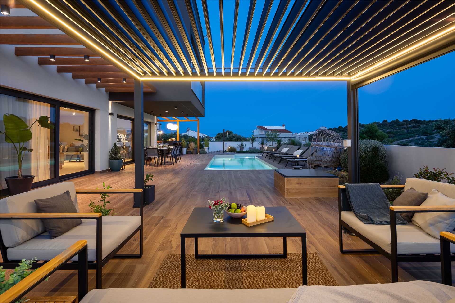 Villa Lux Indigo
