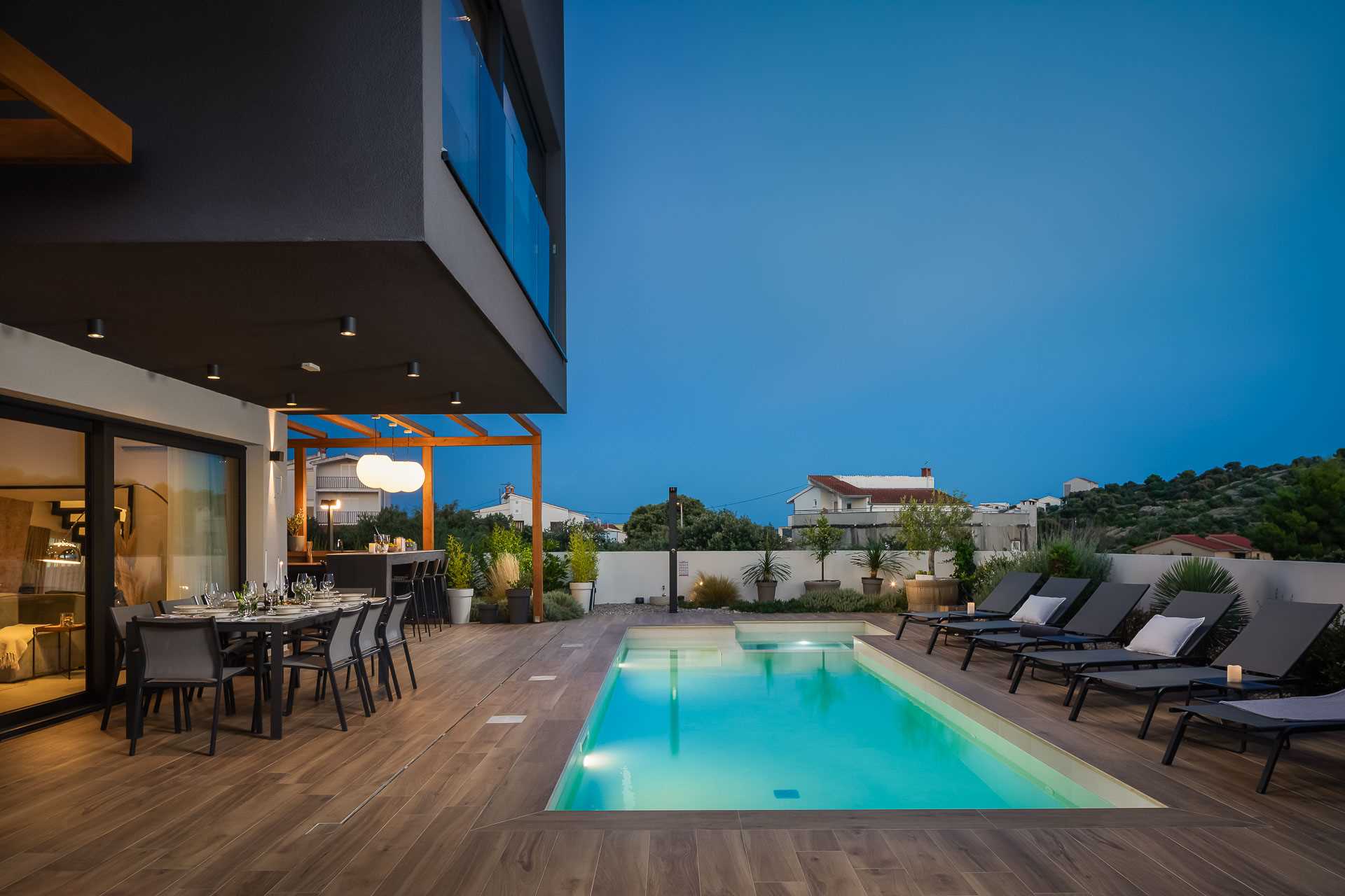 Villa Lux Indigo